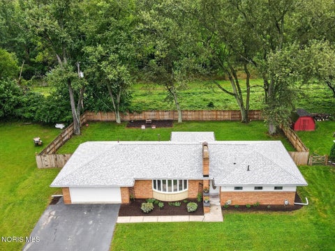 Tiny photo for 2026 Sandringham Drive, Toledo, OH 43615 (MLS # 10013063)