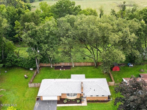 Tiny photo for 2026 Sandringham Drive, Toledo, OH 43615 (MLS # 10013063)