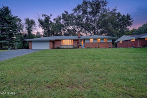 Tiny photo for 2026 Sandringham Drive, Toledo, OH 43615 (MLS # 10013063)