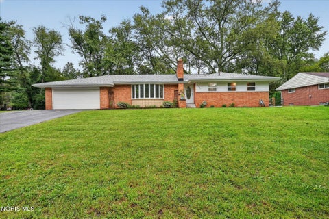 Tiny photo for 2026 Sandringham Drive, Toledo, OH 43615 (MLS # 10013063)