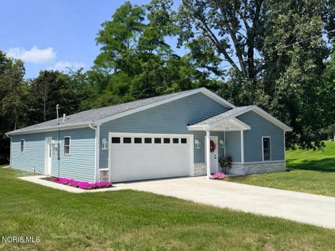 Homes For Sale - 111 Oswalt Street<br/> Antwerp, OH 45813