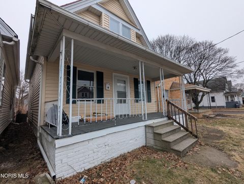 Tiny photo for 106 E Hudson Street, Toledo, OH 43608 (MLS # 10004780)