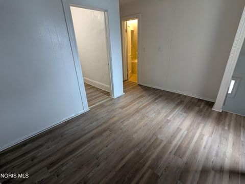 Tiny photo for 106 E Hudson Street, Toledo, OH 43608 (MLS # 10004780)