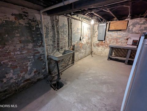 Tiny photo for 106 E Hudson Street, Toledo, OH 43608 (MLS # 10004780)