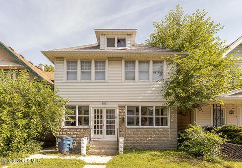 329 E Lake Street Toledo OH 43608