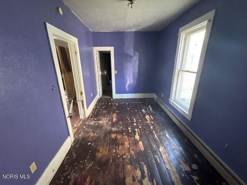 Tiny photo for 1324 Felt Street, Toledo, OH 43605 (MLS # 10010136)