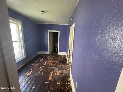 Tiny photo for 1324 Felt Street, Toledo, OH 43605 (MLS # 10010136)