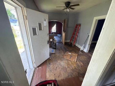 Tiny photo for 1324 Felt Street, Toledo, OH 43605 (MLS # 10010136)