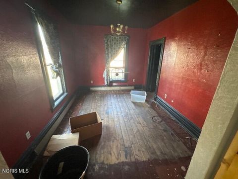 Tiny photo for 1324 Felt Street, Toledo, OH 43605 (MLS # 10010136)