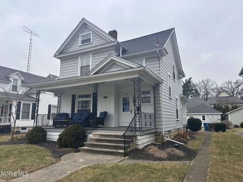 Photo of 1310 Mcpherson Boulevard, Fremont, OH 43420 (MLS # 10004361)