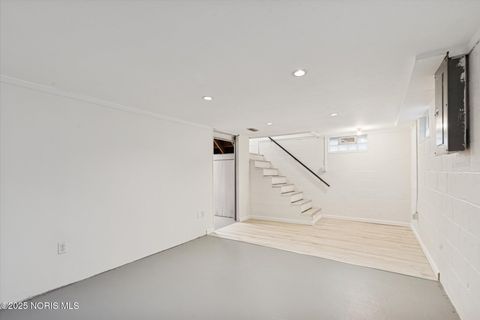 Tiny photo for 4341 Lyman Avenue, Toledo, OH 43612 (MLS # 10001946)