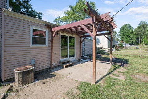 Tiny photo for 201 Marshall Drive, Swanton, OH 43558 (MLS # 10011338)