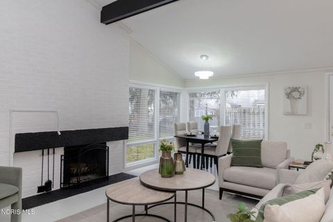 Tiny photo for 3158 Oak Grove Place, Toledo, OH 43613 (MLS # 10004328)