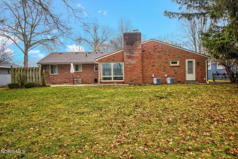 Tiny photo for 3158 Oak Grove Place, Toledo, OH 43613 (MLS # 10004328)