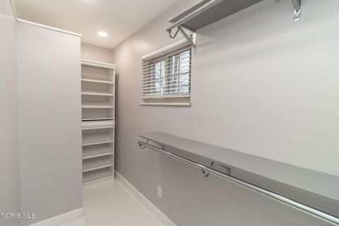 Tiny photo for 3158 Oak Grove Place, Toledo, OH 43613 (MLS # 10004328)