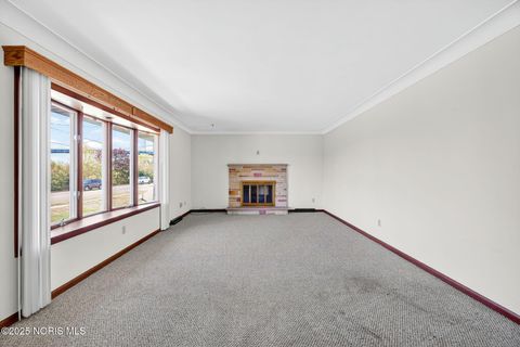 Tiny photo for 611 Miami Street, Toledo, OH 43605 (MLS # 10000432)