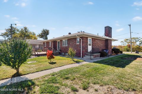 Tiny photo for 611 Miami Street, Toledo, OH 43605 (MLS # 10000432)