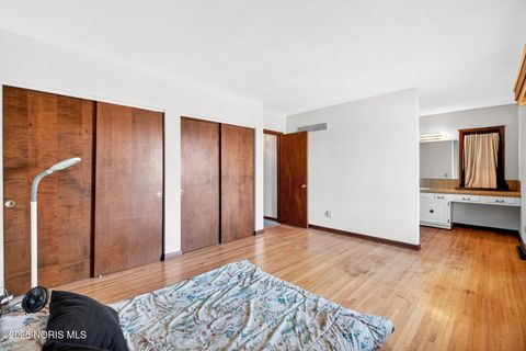 Tiny photo for 611 Miami Street, Toledo, OH 43605 (MLS # 10000432)
