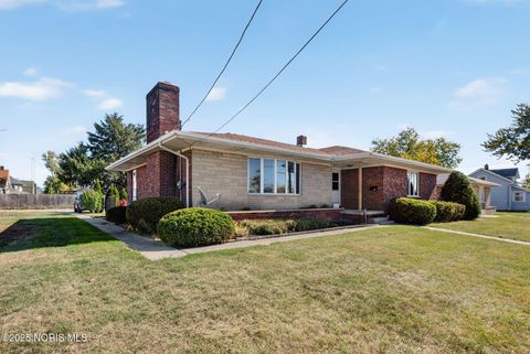 Tiny photo for 611 Miami Street, Toledo, OH 43605 (MLS # 10000432)