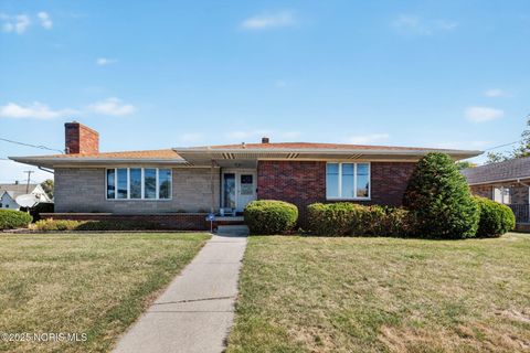 Photo of 611 Miami Street, Toledo, OH 43605 (MLS # 10000432) Photo of 611 Miami Street, Toledo, OH 43605 (MLS # 10000432)