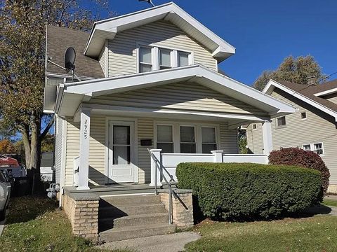 Photo of Toledo, OH 43606 (MLS # 10000769) Photo of Toledo, OH 43606 (MLS # 10000769)