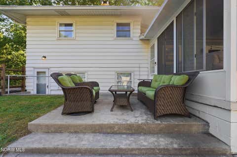 Tiny photo for 2401 Vaness Drive, Toledo, OH 43615 (MLS # 10011511)