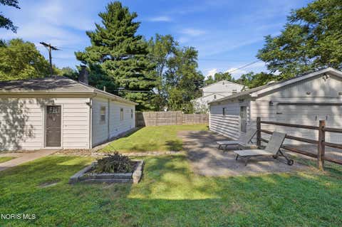 Tiny photo for 2401 Vaness Drive, Toledo, OH 43615 (MLS # 10011511)