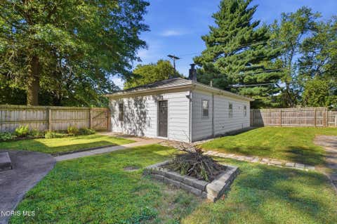 Tiny photo for 2401 Vaness Drive, Toledo, OH 43615 (MLS # 10011511)