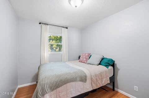Tiny photo for 2401 Vaness Drive, Toledo, OH 43615 (MLS # 10011511)