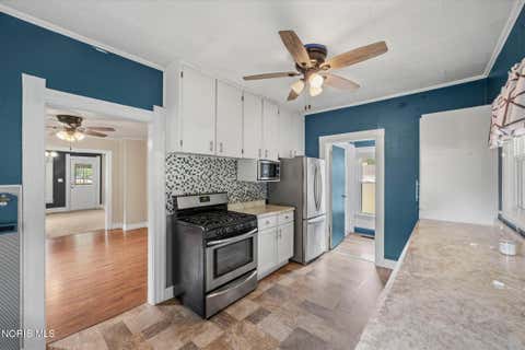 Tiny photo for 6034 Whiteford Road, Sylvania, OH 43560 (MLS # 10010839)
