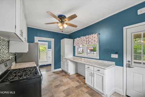 Tiny photo for 6034 Whiteford Road, Sylvania, OH 43560 (MLS # 10010839)