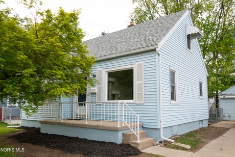 Photo of 2627 108th Street, Toledo, OH 43611 (MLS # 10007176)