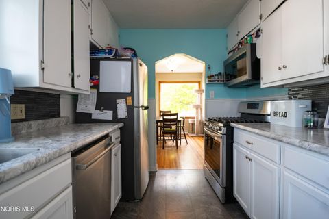 Tiny photo for 2627 108th Street, Toledo, OH 43611 (MLS # 10007176)