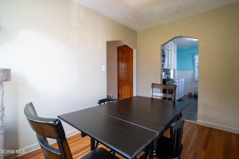 Tiny photo for 2627 108th Street, Toledo, OH 43611 (MLS # 10007176)