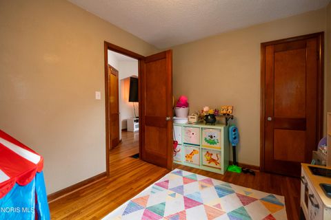 Tiny photo for 2627 108th Street, Toledo, OH 43611 (MLS # 10007176)
