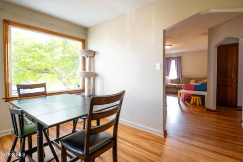Tiny photo for 2627 108th Street, Toledo, OH 43611 (MLS # 10007176)