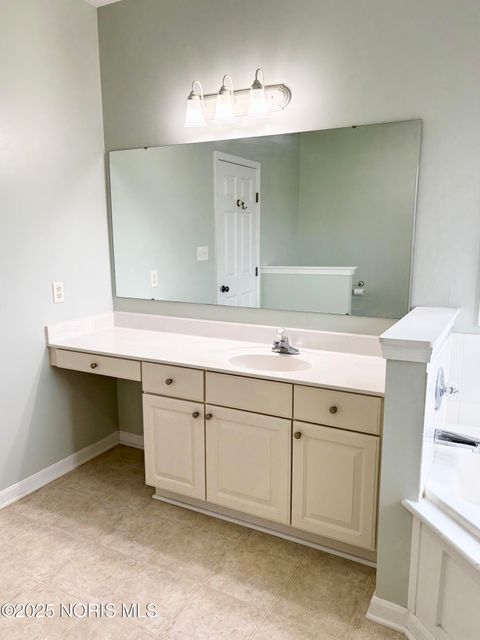 Tiny photo for 7105 N Elliston Trowbridge Road, Martin, OH 43445 (MLS # 10000522)