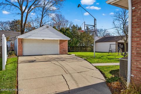 Tiny photo for 4158 Kingsmoor Drive, Toledo, OH 43613 (MLS # 10001986)