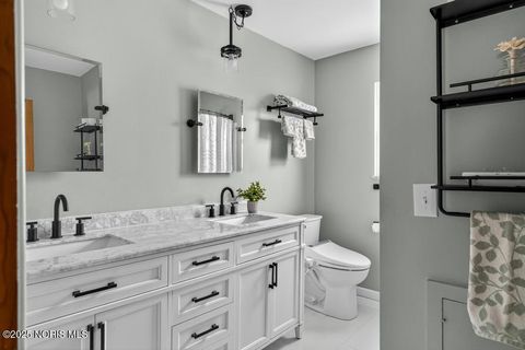 Tiny photo for 4158 Kingsmoor Drive, Toledo, OH 43613 (MLS # 10001986)