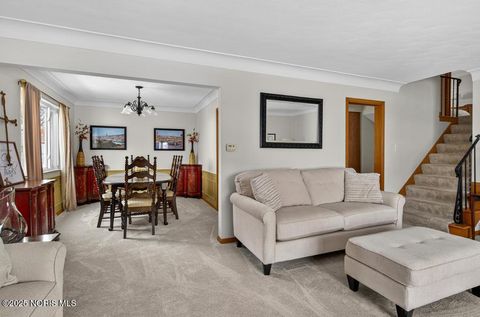 Tiny photo for 4158 Kingsmoor Drive, Toledo, OH 43613 (MLS # 10001986)