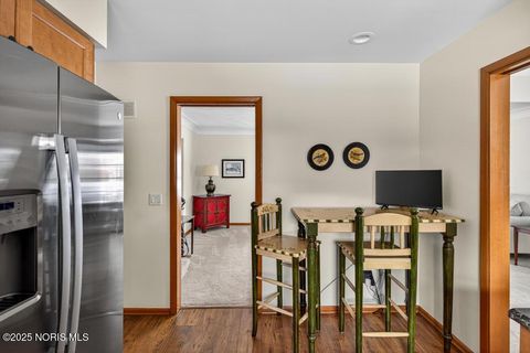 Tiny photo for 4158 Kingsmoor Drive, Toledo, OH 43613 (MLS # 10001986)