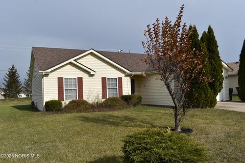 Photo of 518 Fugate Drive, Defiance, OH 43512 (MLS # 10001333)