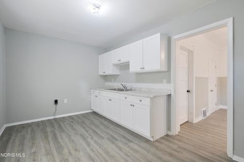 Tiny photo for 255 E Pearl Street, Toledo, OH 43608 (MLS # 10007155)
