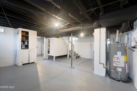 Tiny photo for 255 E Pearl Street, Toledo, OH 43608 (MLS # 10007155)