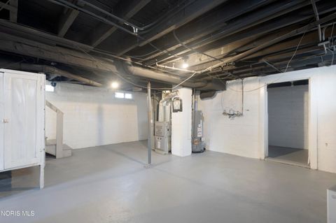 Tiny photo for 255 E Pearl Street, Toledo, OH 43608 (MLS # 10007155)