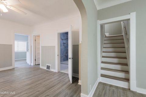 Tiny photo for 255 E Pearl Street, Toledo, OH 43608 (MLS # 10007155)