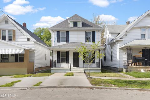 Photo of 255 E Pearl Street, Toledo, OH 43608 (MLS # 10007155)