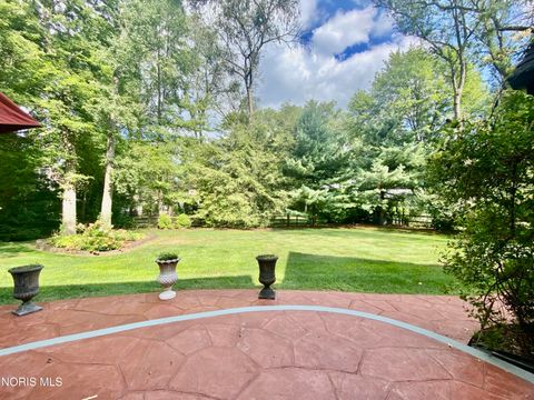 Tiny photo for 2910 Tracewood Drive, Toledo, OH 43617 (MLS # 10007277)