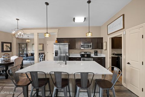 Tiny photo for 8123 Sunset Lane, Sylvania, OH 43560 (MLS # 10006876)