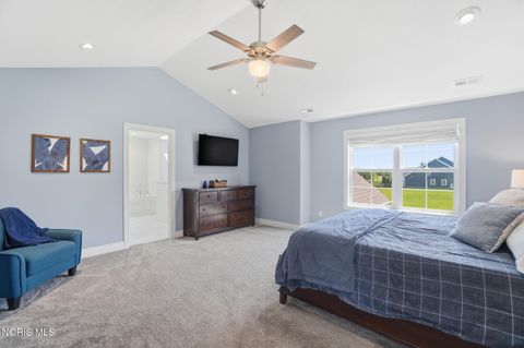 Tiny photo for 1001 Wilderness Court, Perrysburg, OH 43551 (MLS # 10008412)